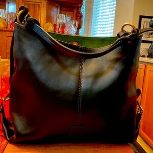 DOONEY & BOURKE FLORENTINE LEATHER TWIST SAC SHOULDER BAG